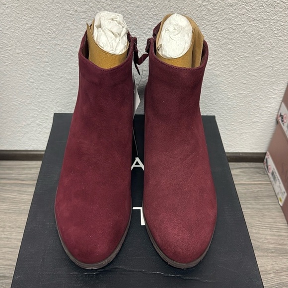 Naturalizer Bay Waterproof Bootie in Cabernet Sauvignon Suede - Picture 4 of 10